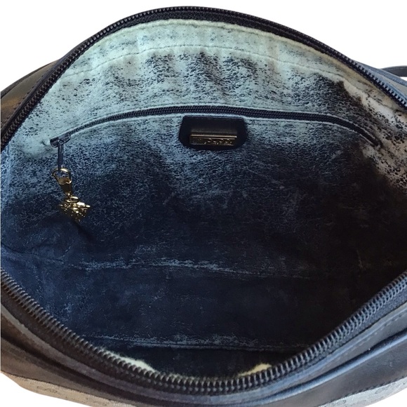 Gucci Vintage Micro GG Monogram Crossbody Shoulder Bag - Picture 16 of 17